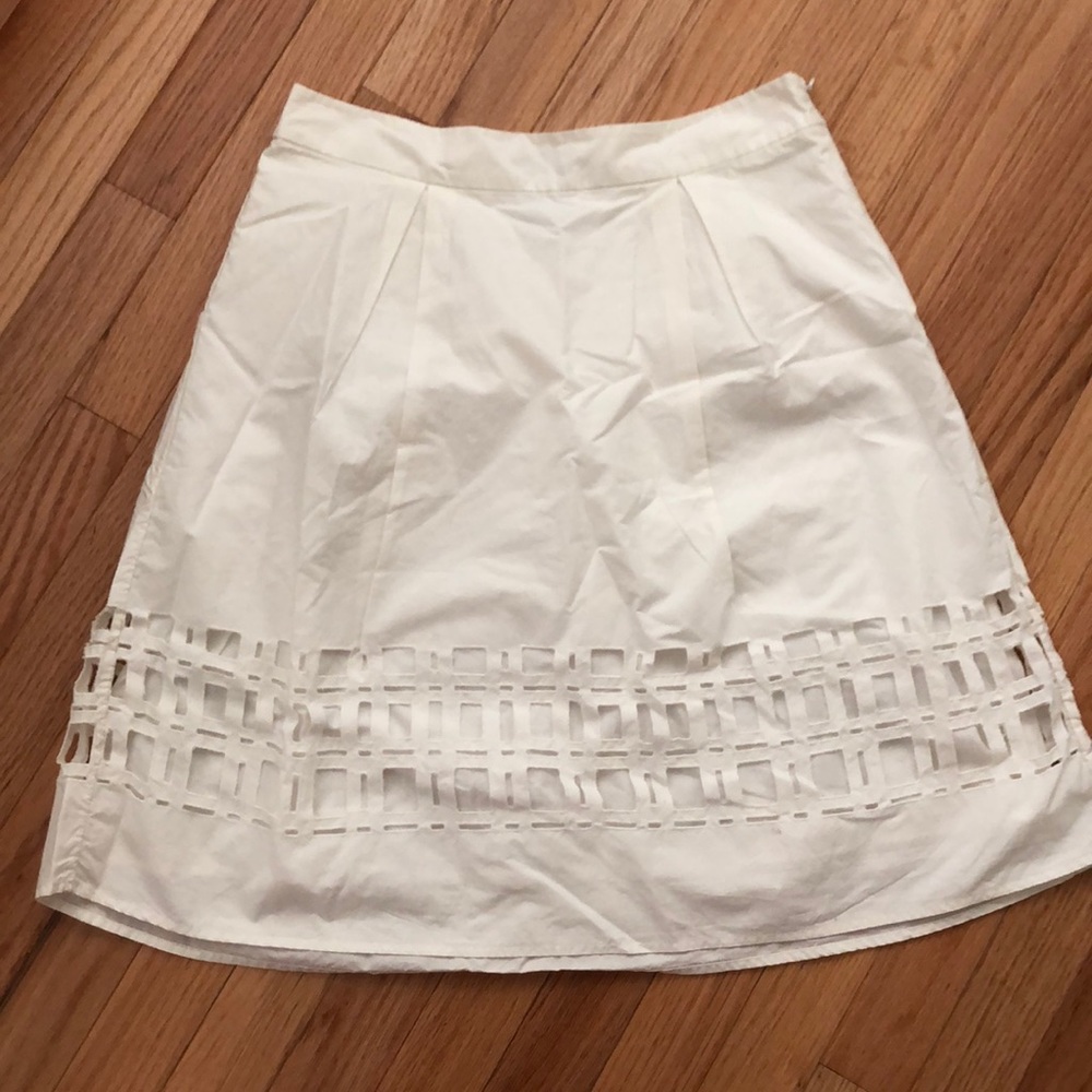 Banana republic white skirt (size 2)